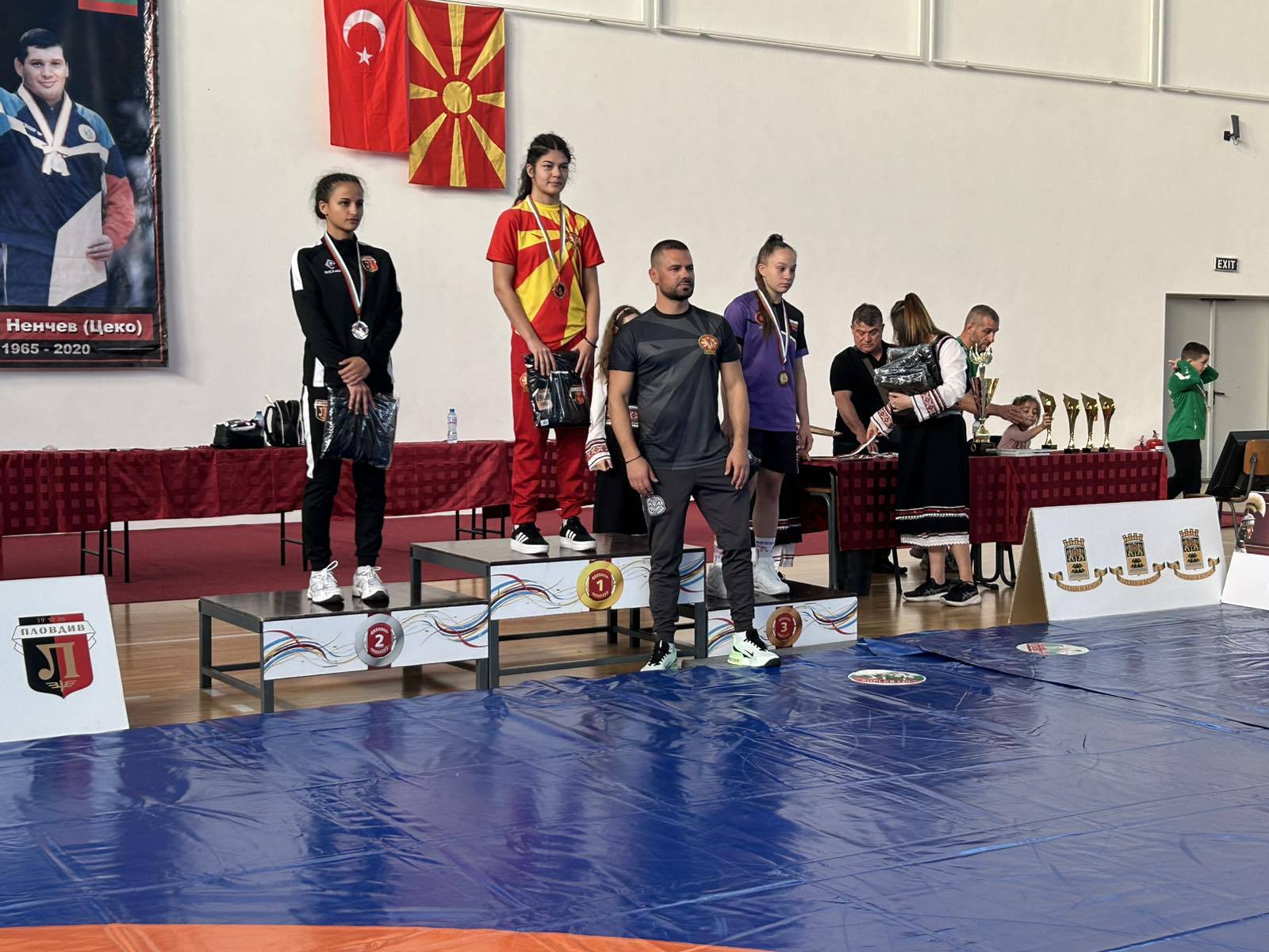 576309376_24986715594318945_6282135494525161199_n